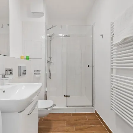 Twin 2 Apartment *